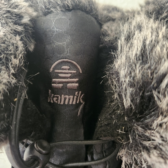 Kamik Women's Snow Boots Black Fur Thinsulate Lined Winter Waterproof Size 10 - Picture 2 of 9